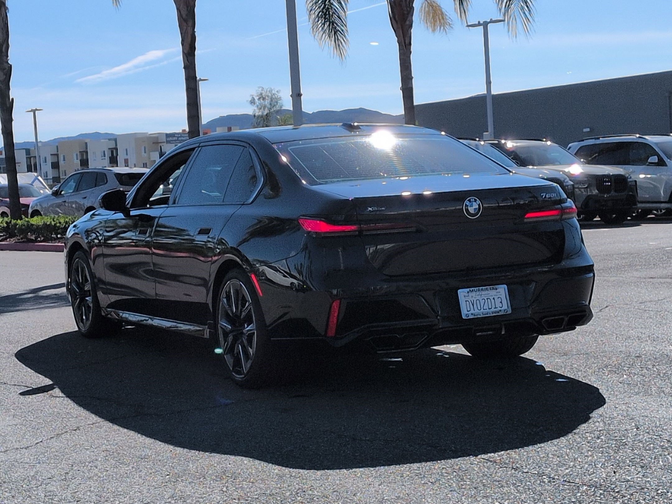 Used 2024 BMW 760i xDrive 760i xDrive w/ Premium Package 2 image 8