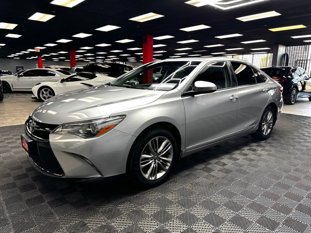 Used 2017 Toyota Camry SE FWD image 8