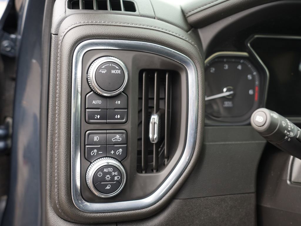 Used 2021 GMC Sierra 1500 Denali w/ Denali Premium Package AWD/4WD image 18