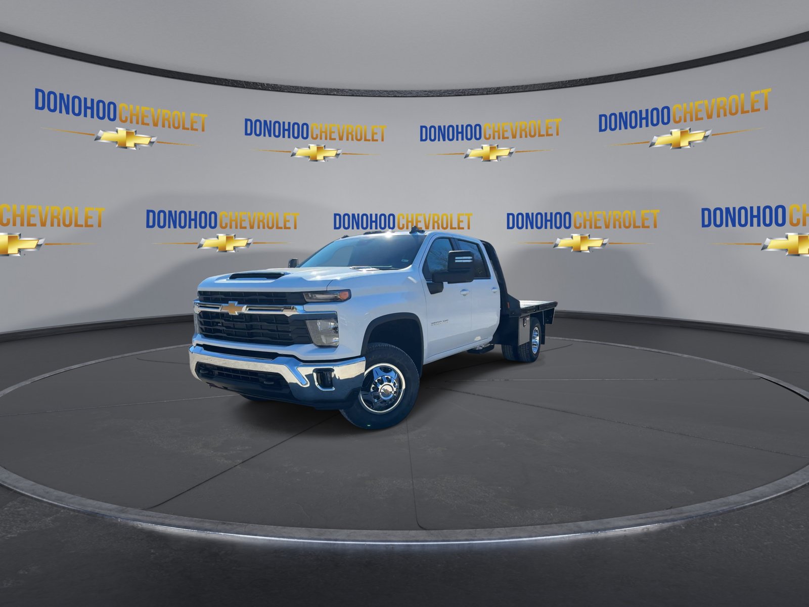 New 2026 Chevrolet Silverado 3500 LT w/ Convenience Package AWD/4WD image 8