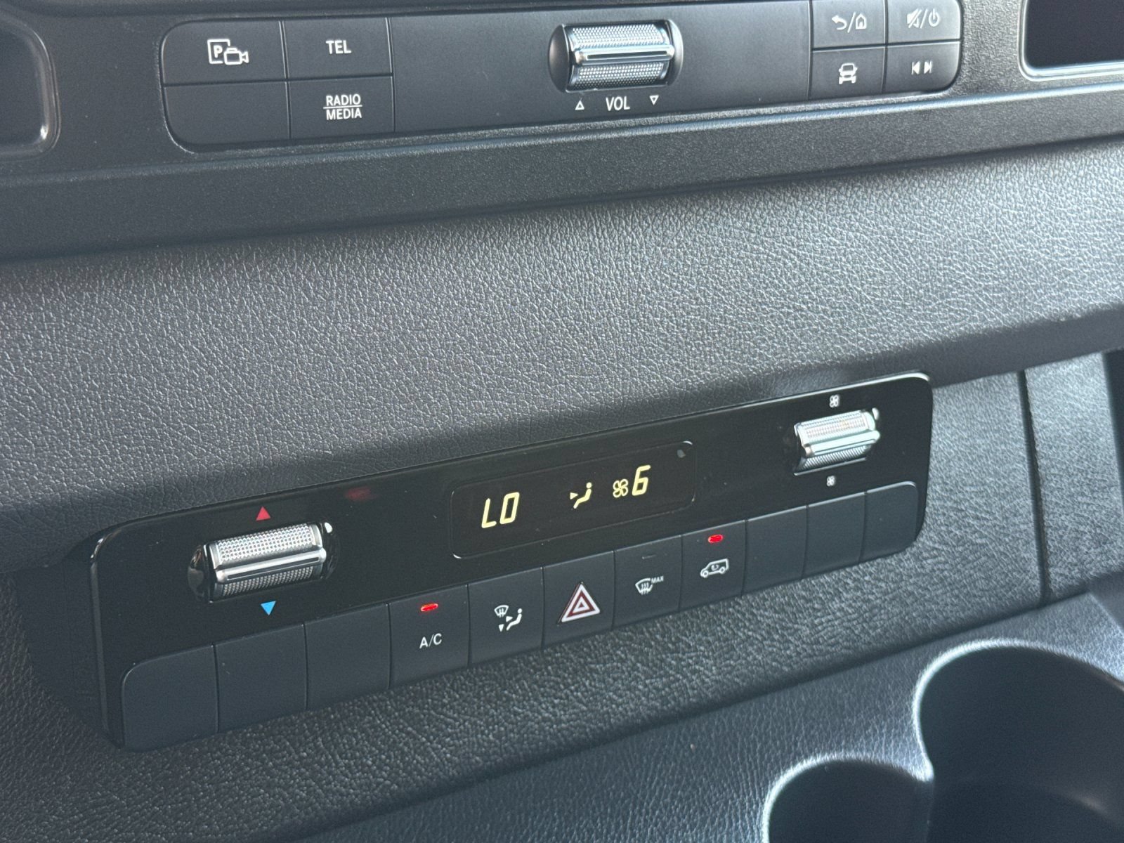 Used 2024 Mercedes-Benz Sprinter 2500 image 22