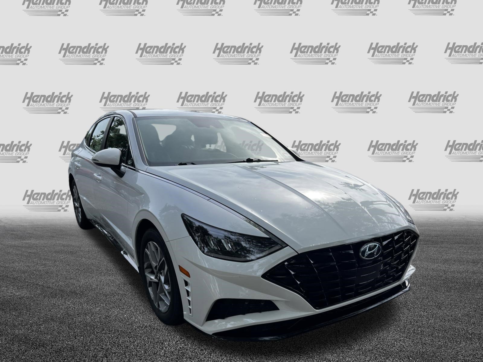 Used 2021 Hyundai Sonata SEL FWD image 2