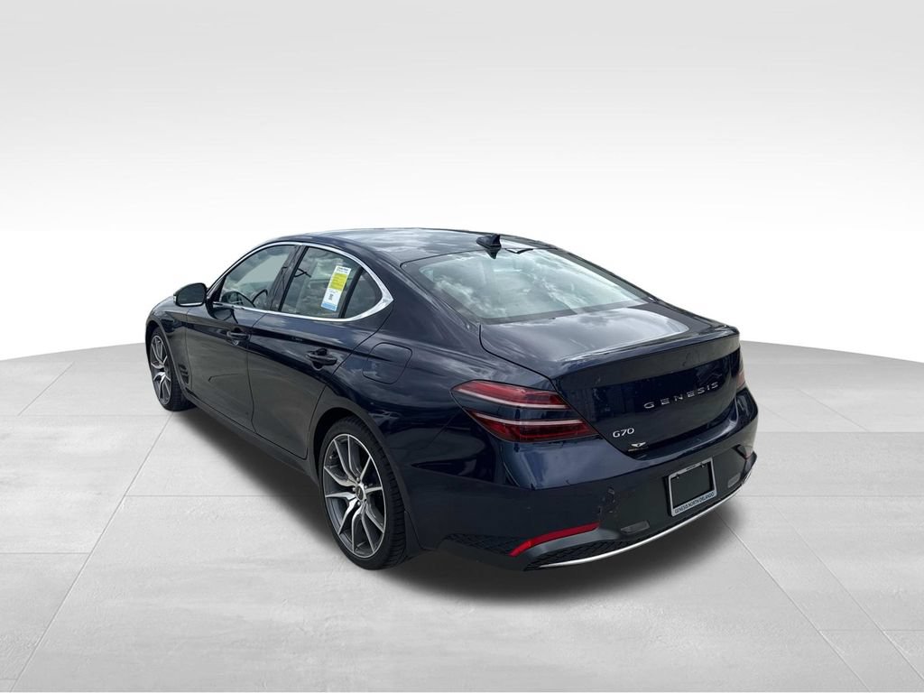 Used 2023 Genesis G70 2.0T RWD image 7