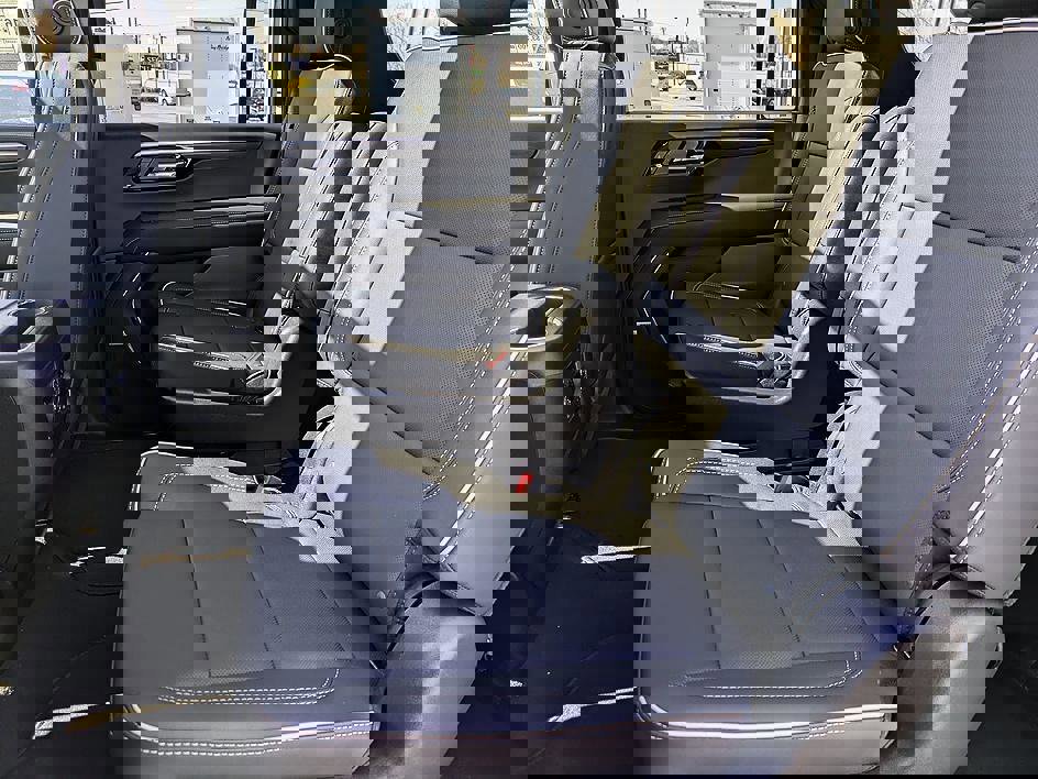 New 2026 Chevrolet Suburban Premier w/ Sun And Tow Package image 27