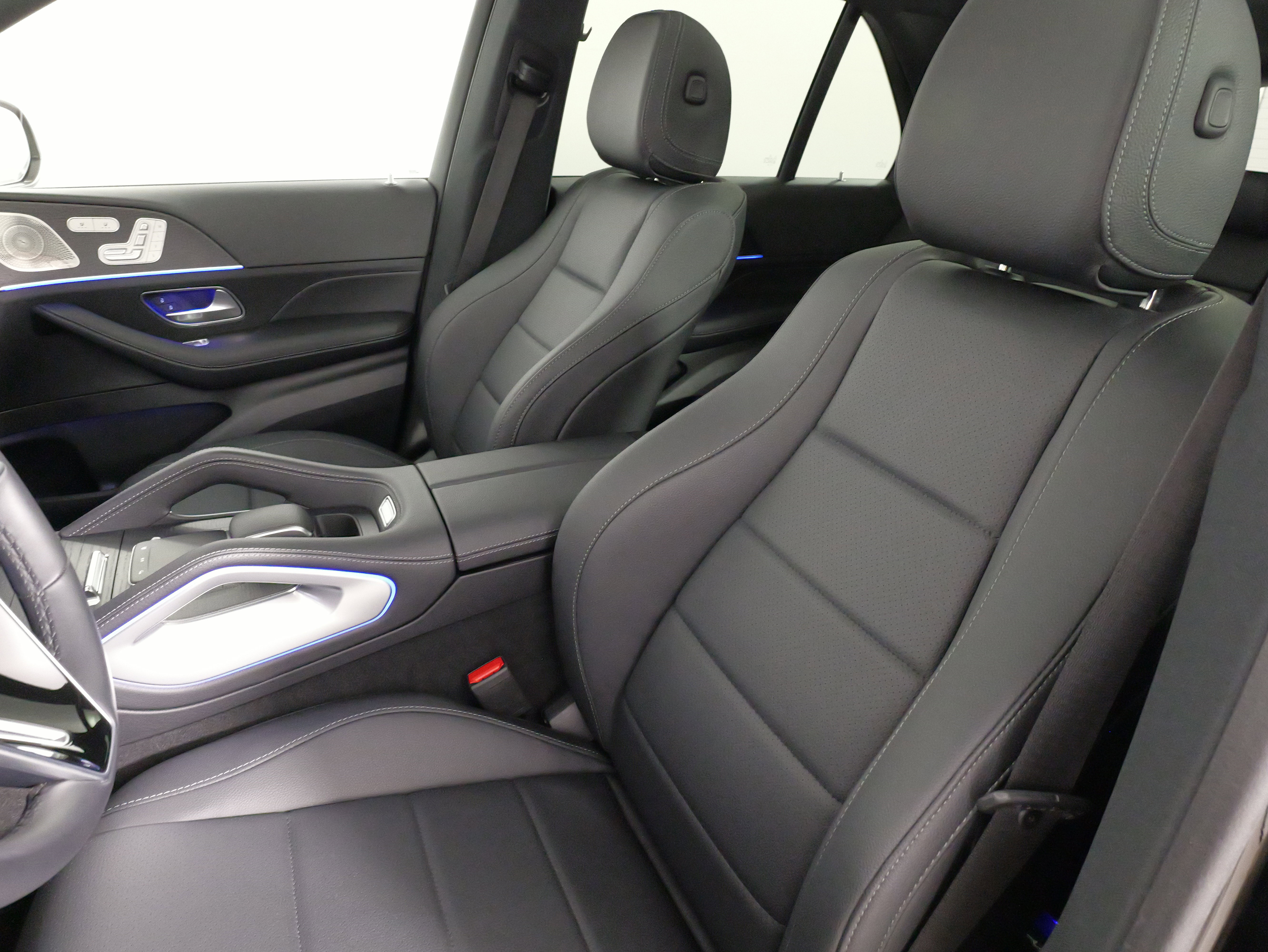 Used 2024 Mercedes-Benz GLE 350 4MATIC image 36