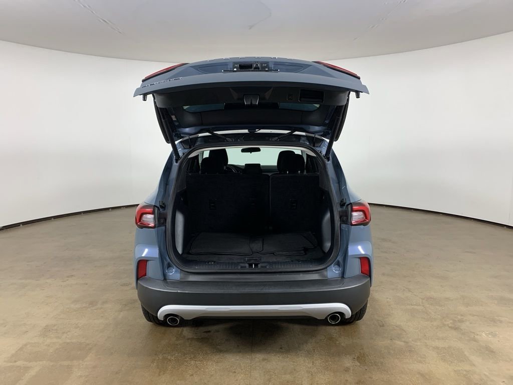 Used 2023 Ford Escape Active image 12