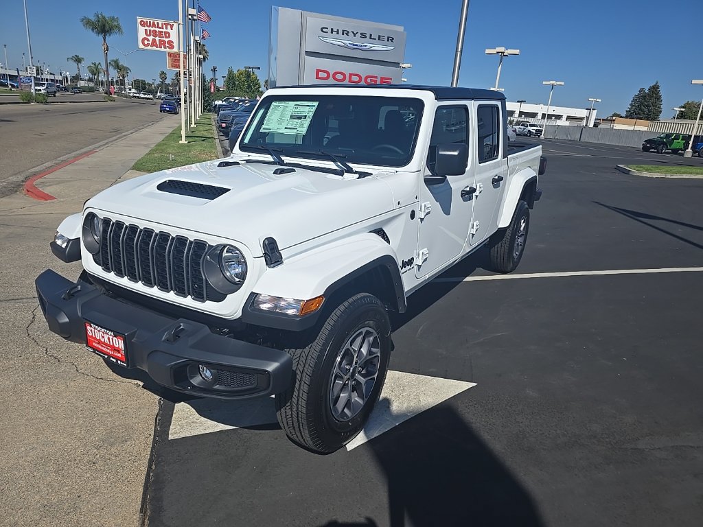 New 2025 Jeep Gladiator Sport AWD/4WD image 21