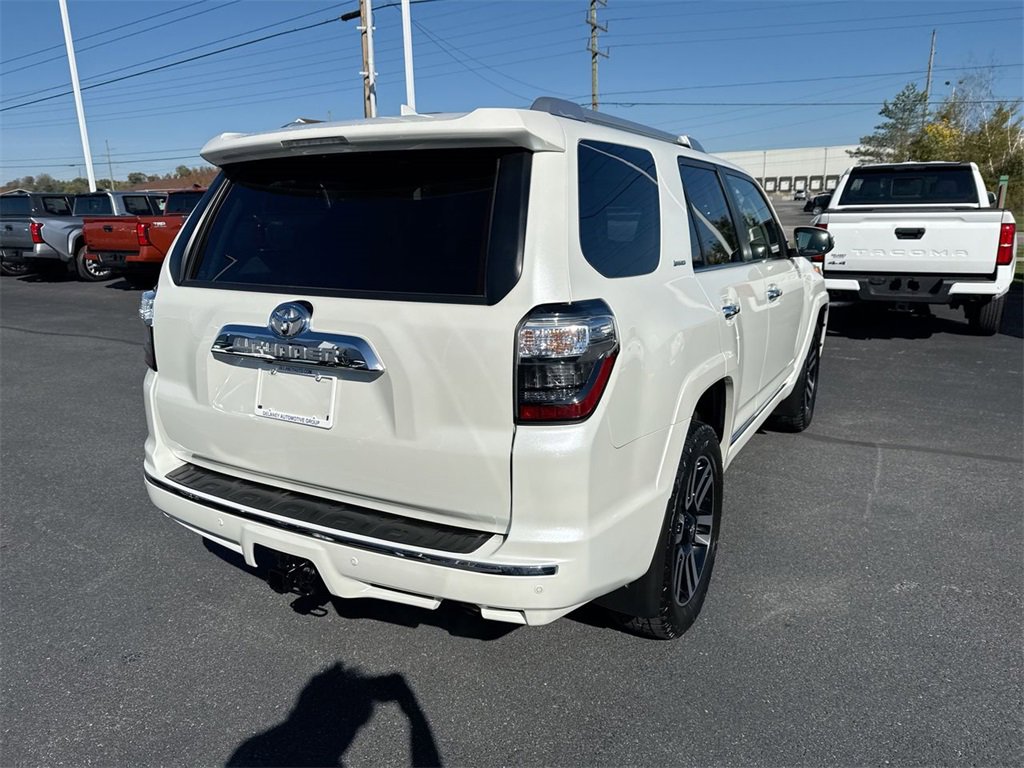 Used 2022 Toyota 4Runner Limited image 8