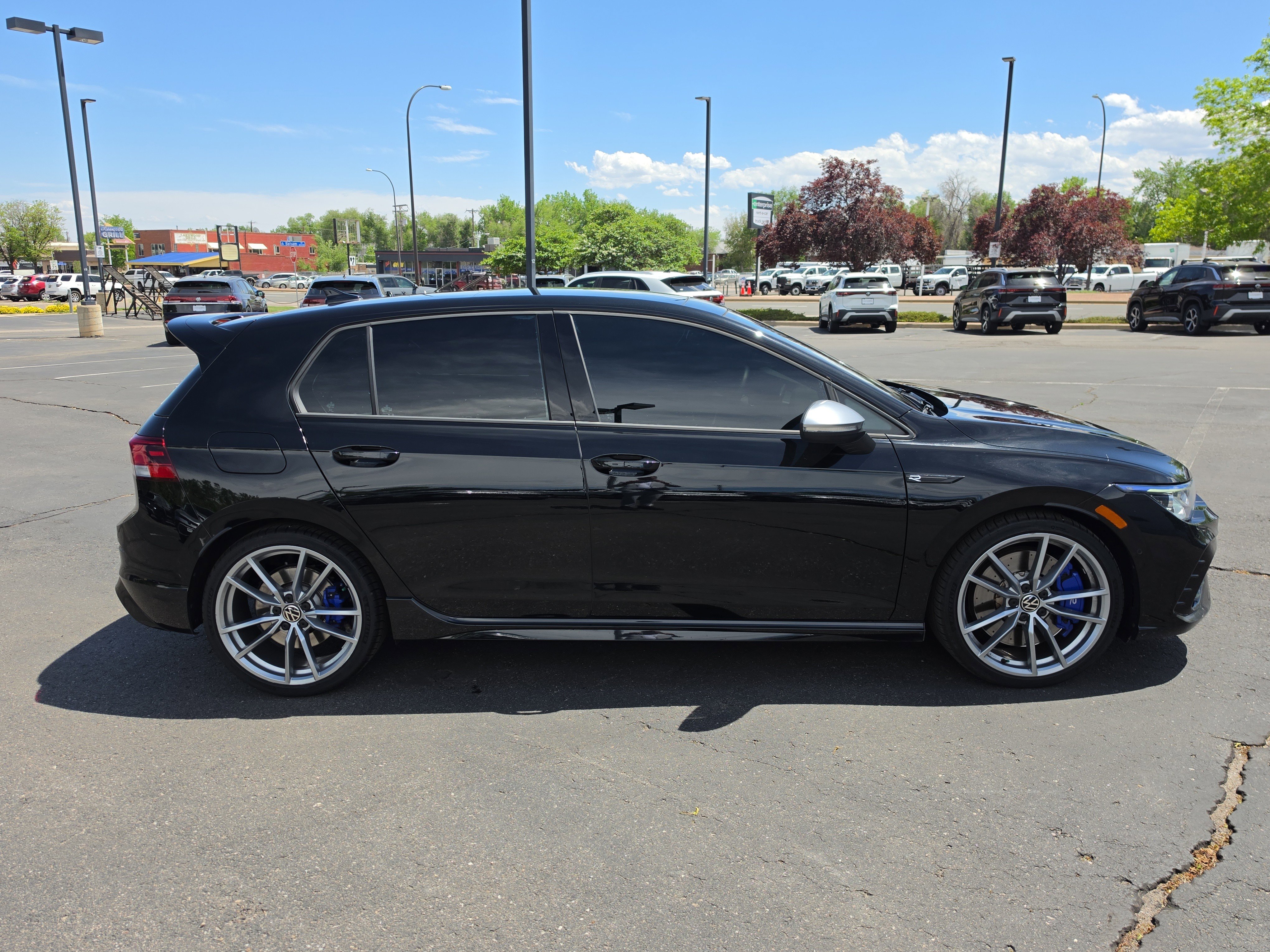 Used 2024 Volkswagen Golf R AWD/4WD image 9