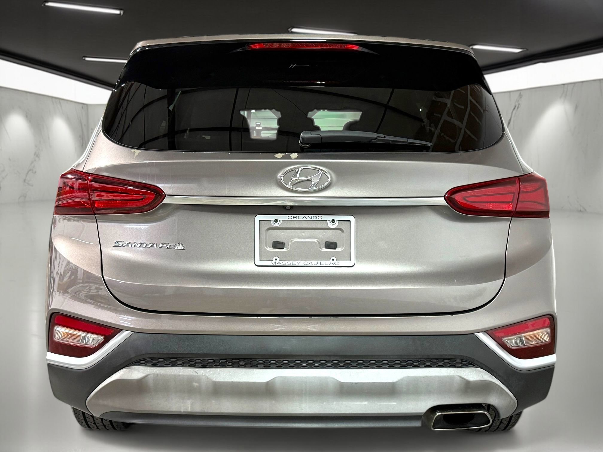 Used 2019 Hyundai Santa Fe SE image 9