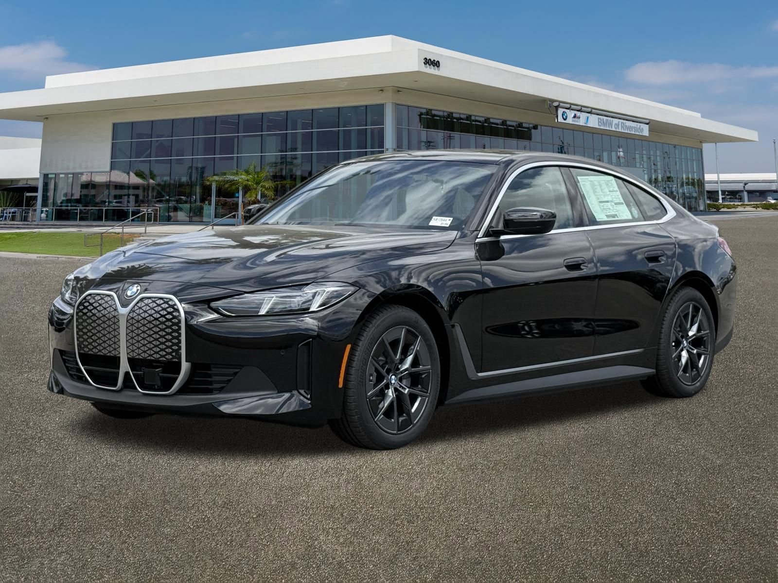 New 2026 BMW i4 eDrive40 w/ Driving Assistance Package RWD image 4