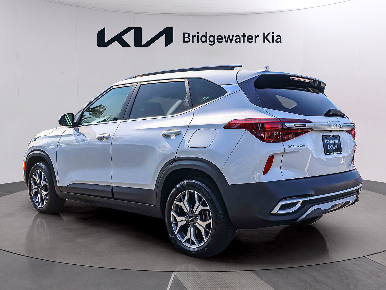 Certified 2023 Kia Seltos EX AWD/4WD image 4