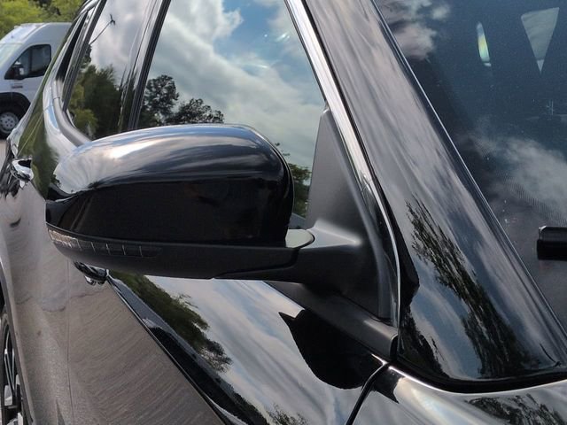 Certified 2023 Jeep Compass Limited w/ Sun and Sound Group AWD/4WD image 13