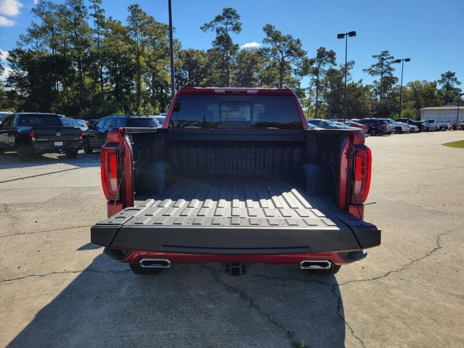 New 2026 GMC Sierra 1500 AT4 w/ AT4 Premium Package image 7