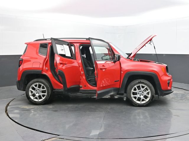 Used 2023 Jeep Renegade Latitude w/ Premium Group AWD/4WD image 65