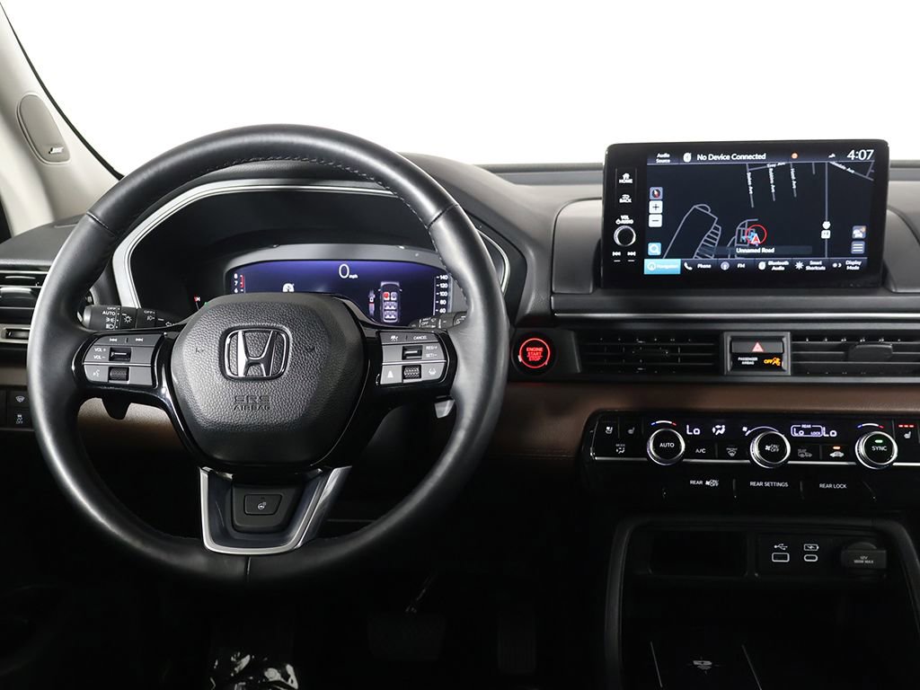 Used 2023 Honda Pilot Elite image 39