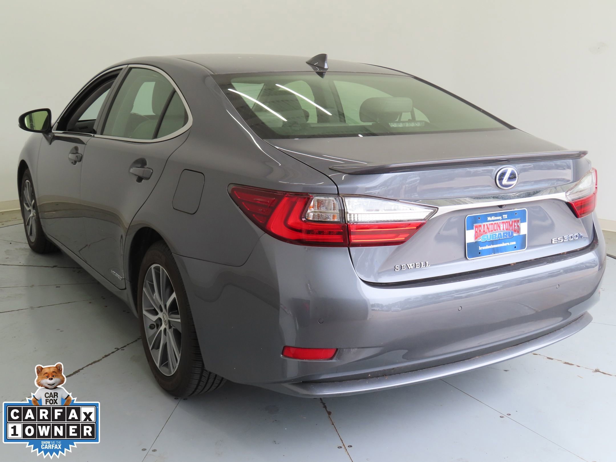 Used 2018 Lexus ES 300h w/ Luxury Package FWD image 6