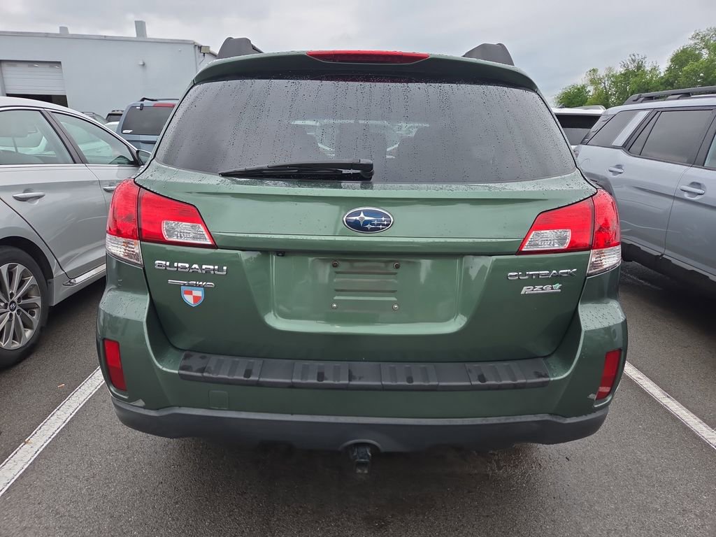 Used 2011 Subaru Outback 2.5i Premium AWD/4WD image 6