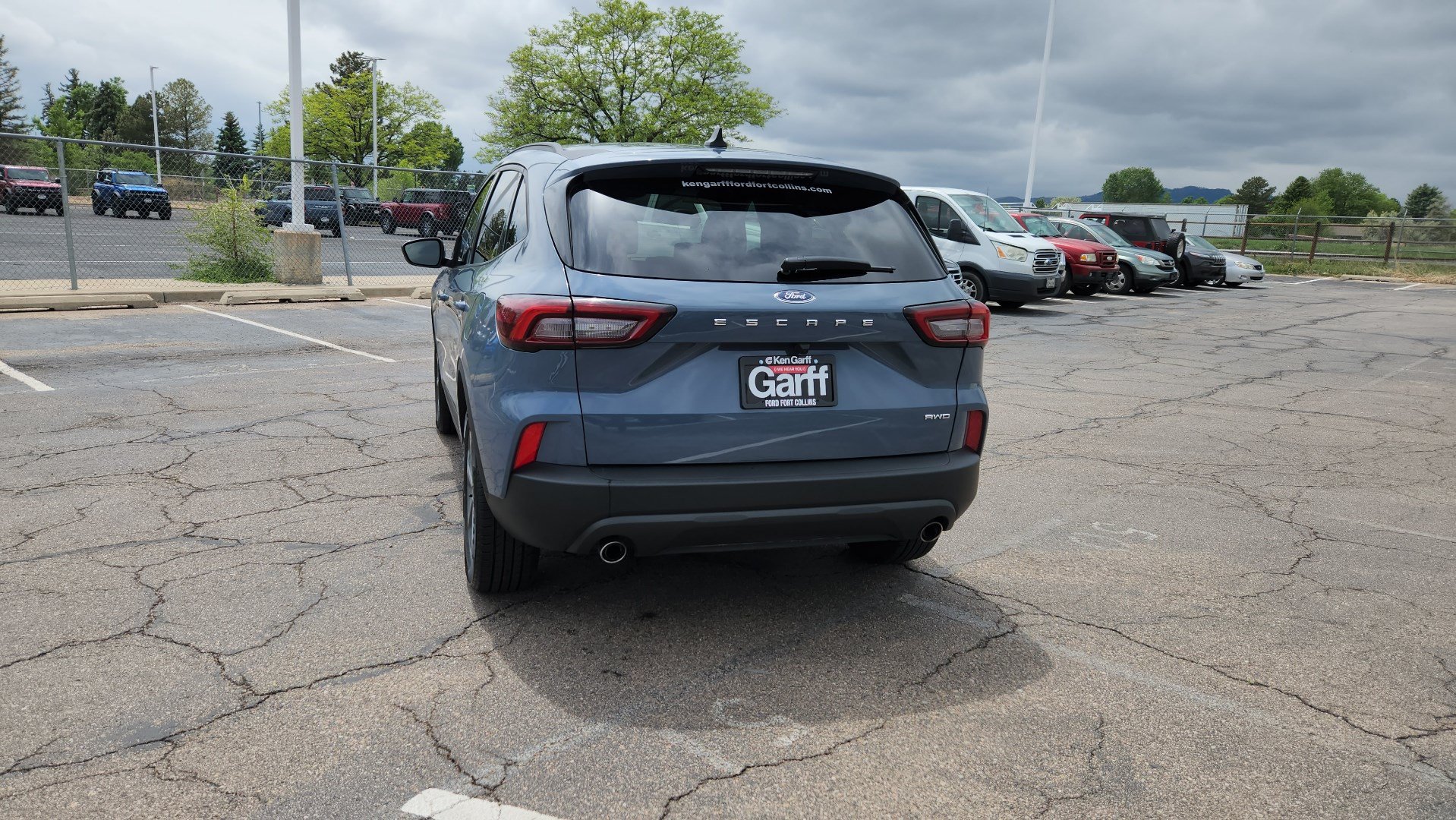 Certified 2025 Ford Escape ST-Line Select AWD/4WD image 10