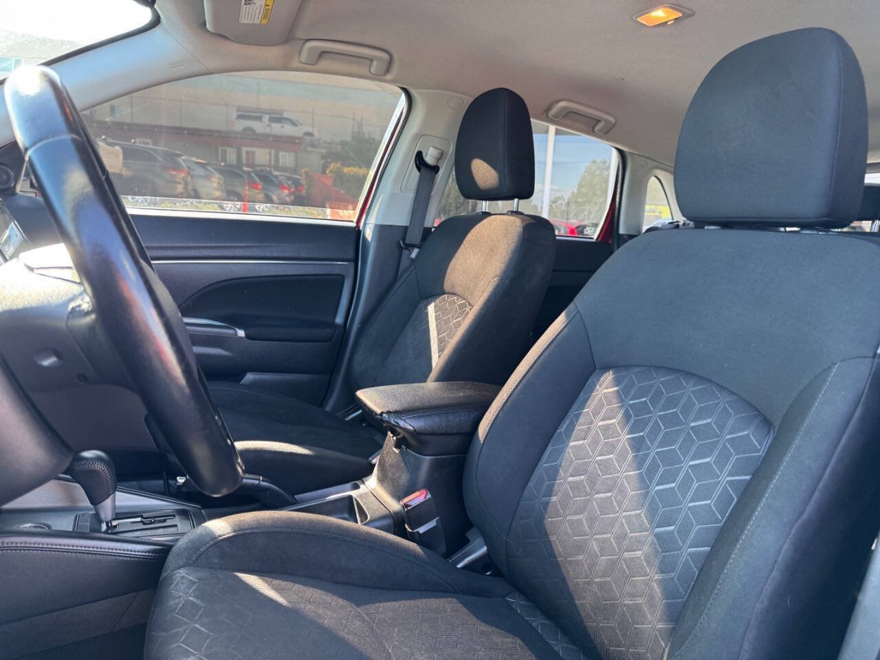 Used 2021 Mitsubishi Outlander Sport SE AWD/4WD image 28