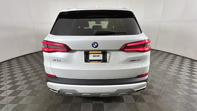 Used 2019 BMW X5 xDrive40i AWD/4WD image 3
