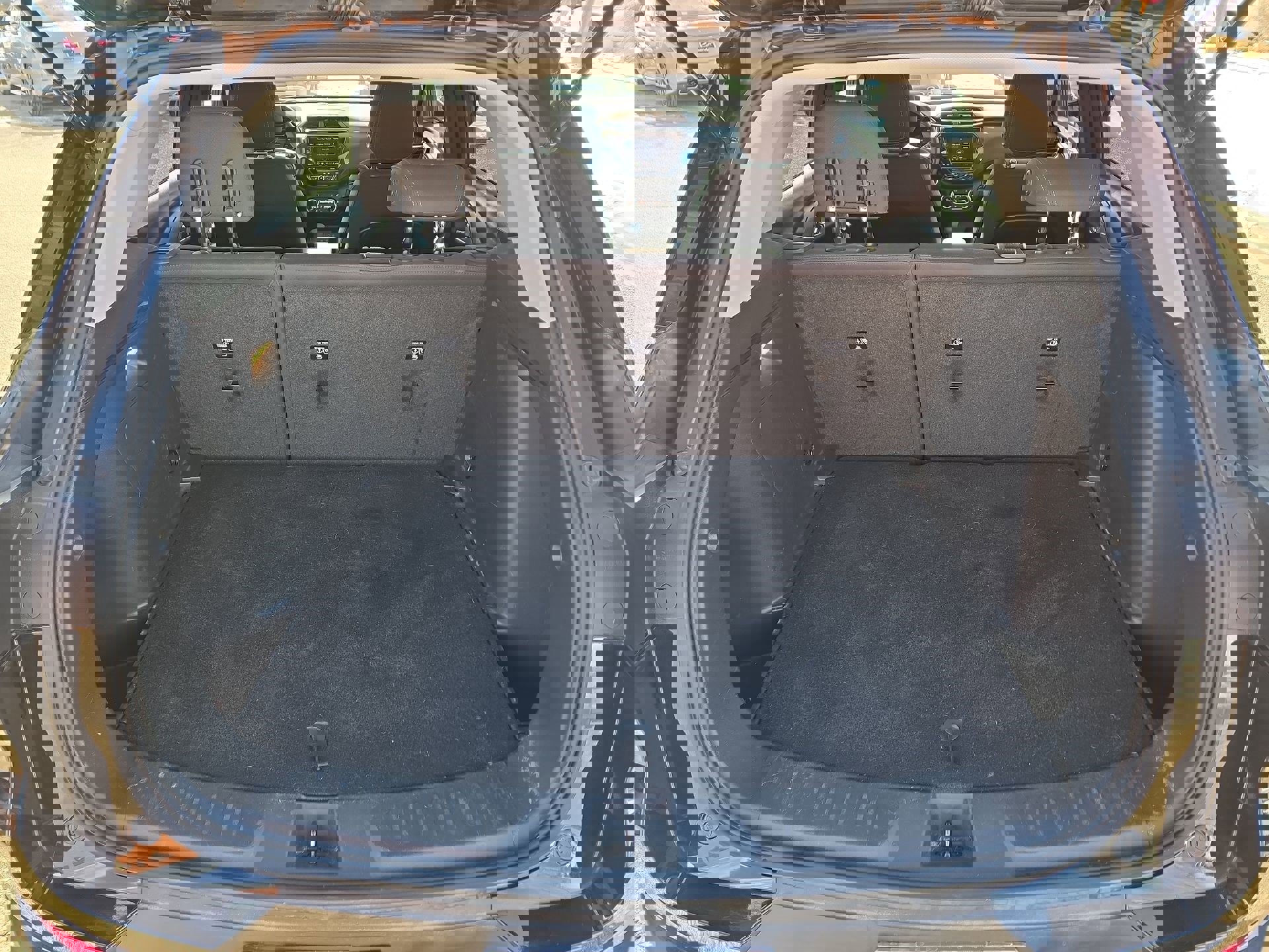 Used 2023 Chevrolet TrailBlazer LT w/ Convenience Package image 12