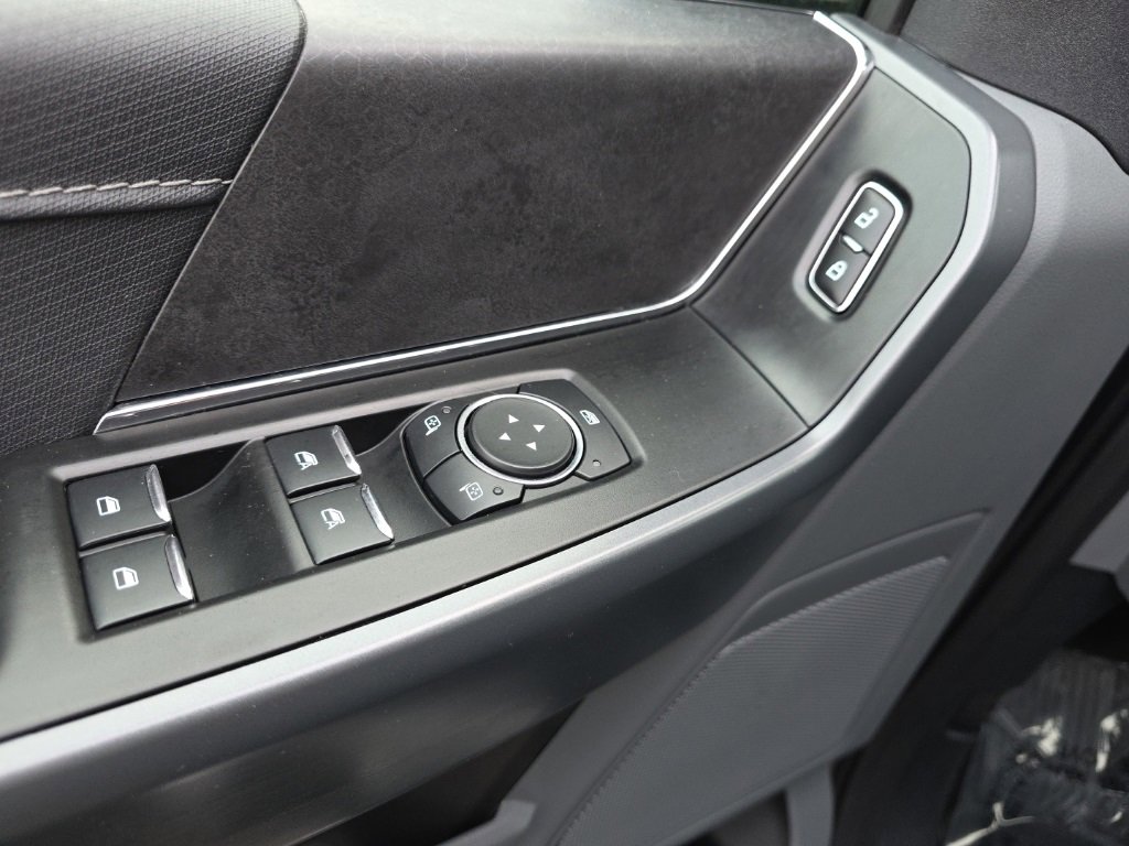 Used 2024 Ford F150 XLT image 13