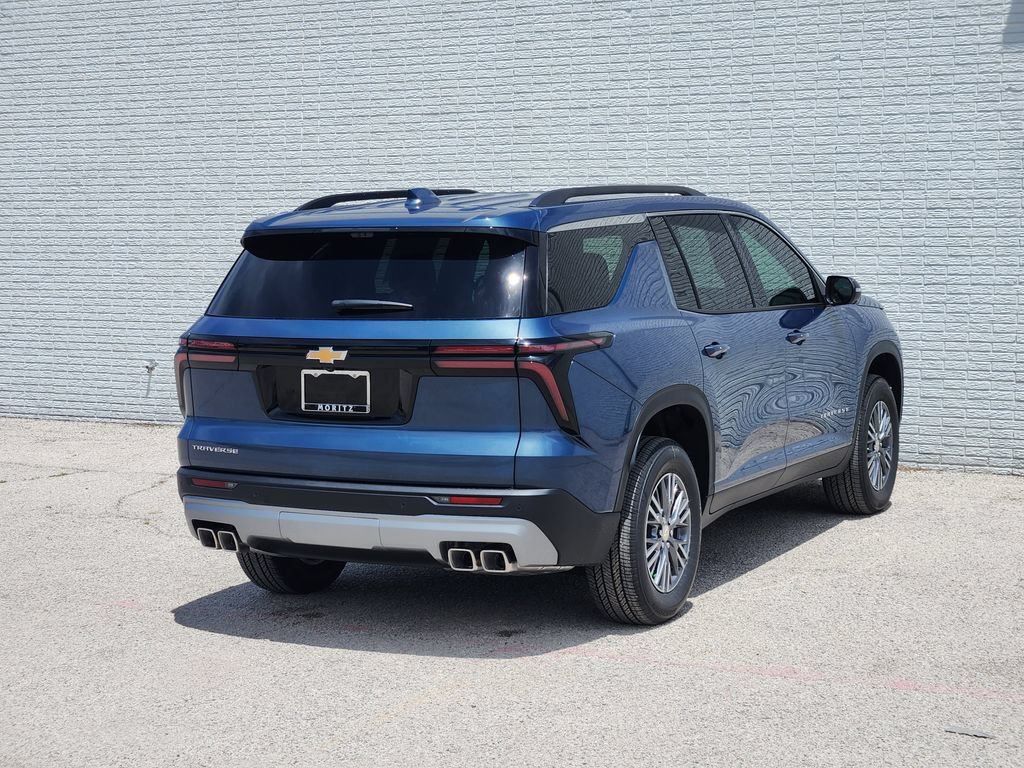 New 2026 Chevrolet Traverse LT w/ Driver Confidence Package FWD image 4