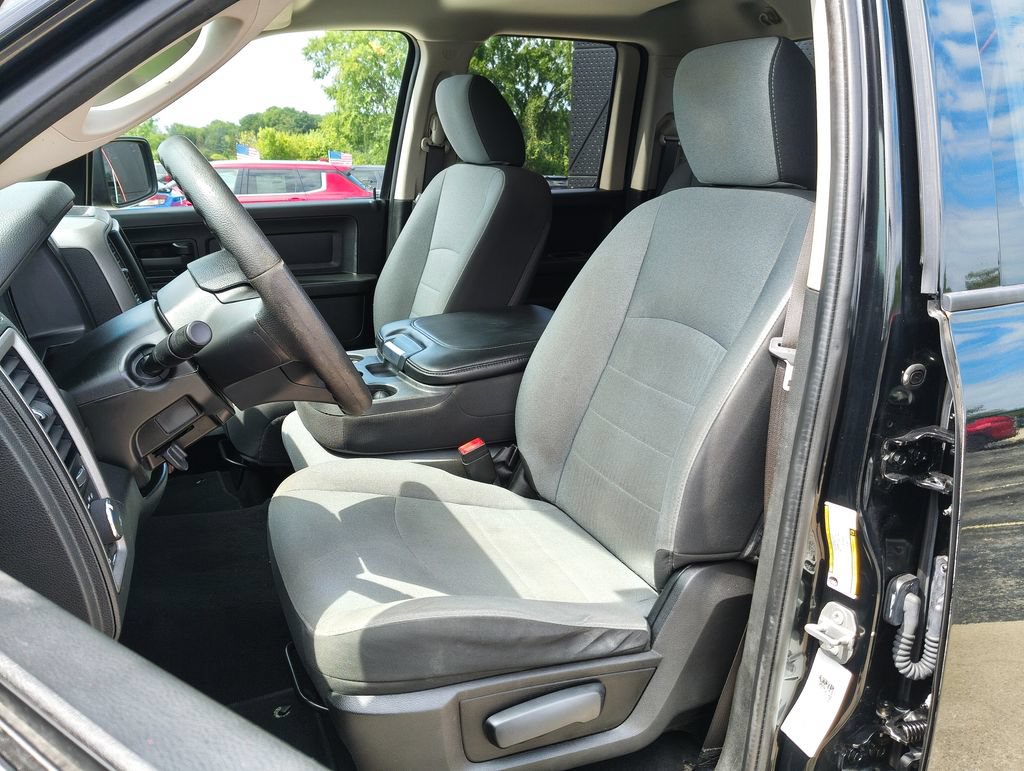 Used 2021 RAM 1500 Express w/ Wheel & Sound Group AWD/4WD image 2