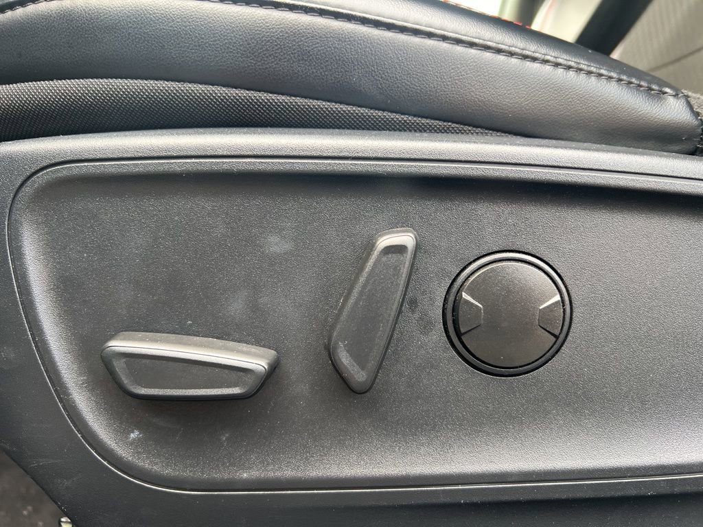 Used 2024 Ford Escape ST-Line image 10