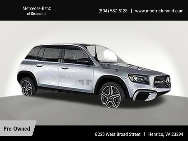 Used 2025 Mercedes-Benz GLB 250 4MATIC image 12