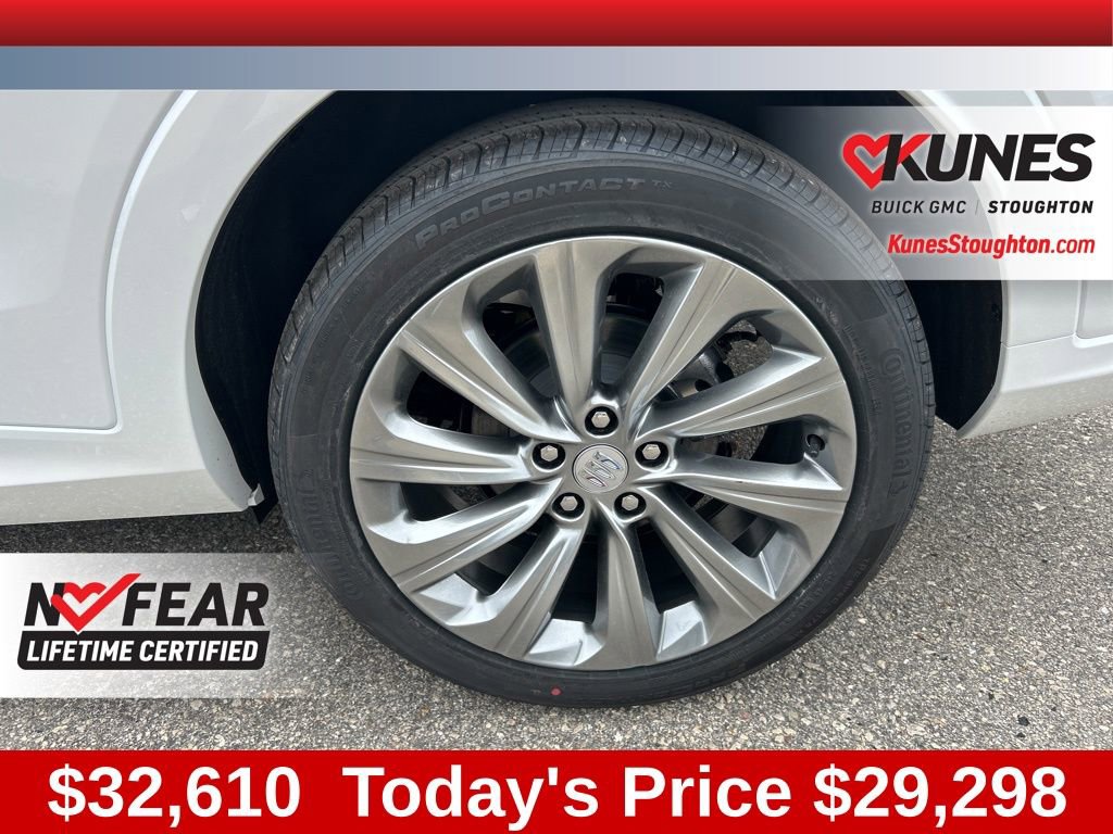 New 2025 Buick Envista Avenir image 18