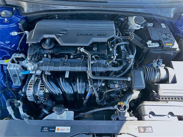 Used 2025 Hyundai Elantra Sport image 27