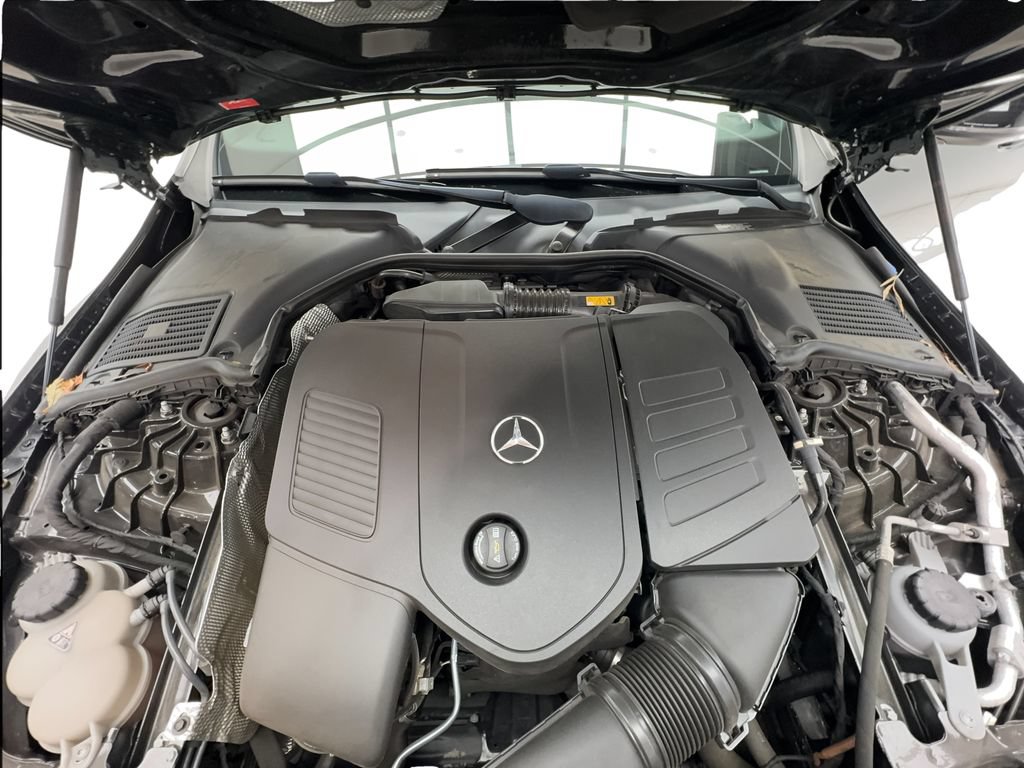 Used 2023 Mercedes-Benz C 300 Sedan image 18