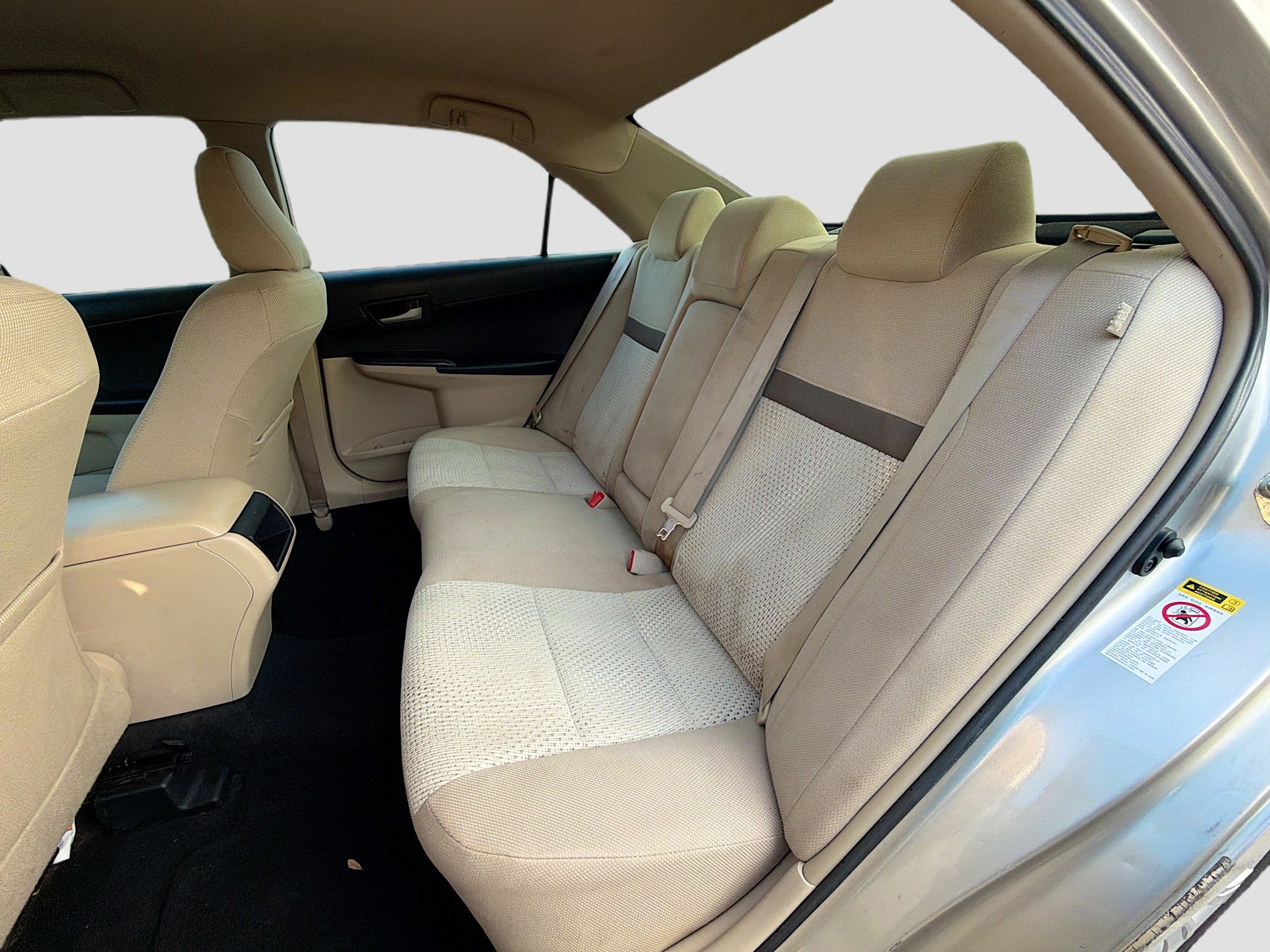 Used 2013 Toyota Camry L image 19