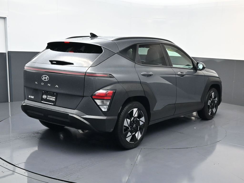 Certified 2025 Hyundai Kona SEL image 4