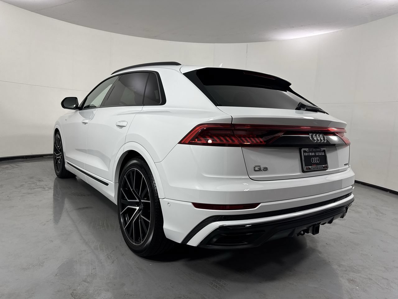 Used 2021 Audi Q8 Prestige AWD/4WD image 5