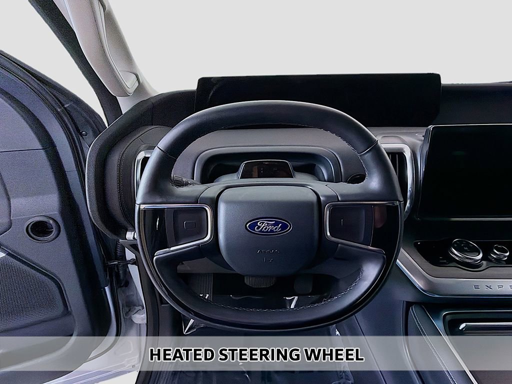 Used 2025 Ford Expedition Platinum AWD/4WD image 10