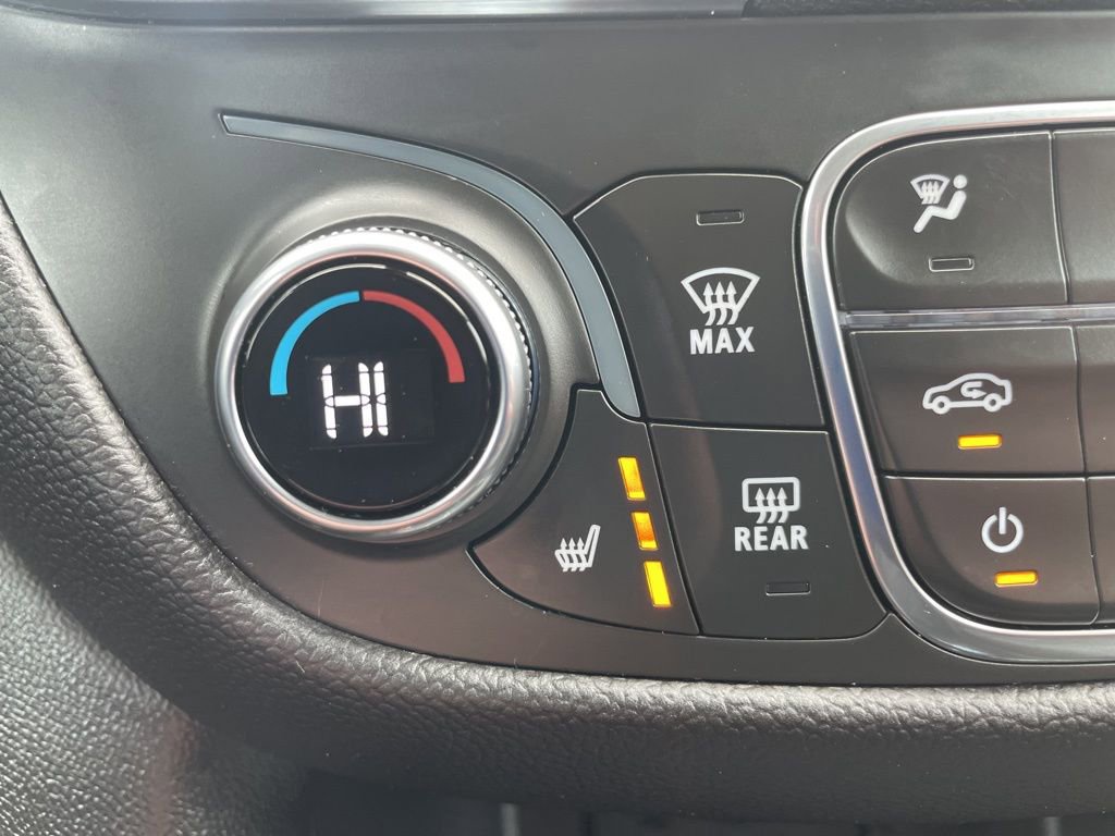 Used 2024 Chevrolet Equinox LT image 23