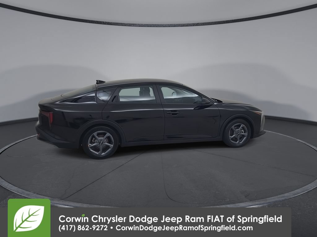 Used 2025 Kia K4 FWD image 16