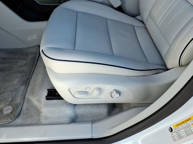 Used 2025 Buick Enclave Avenir w/ Super Cruise Package image 5