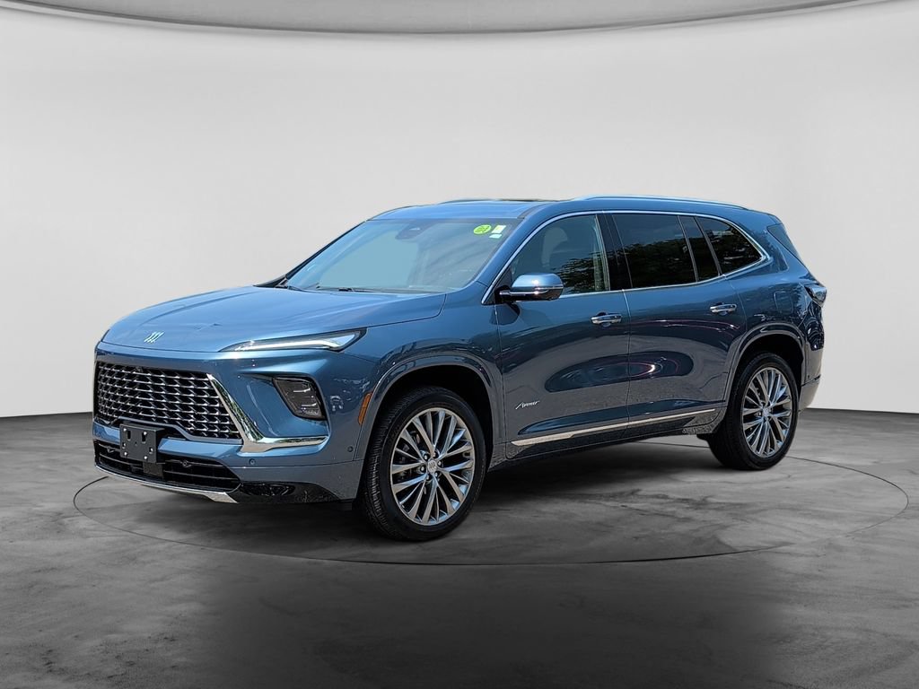 Used 2025 Buick Enclave Avenir w/ Super Cruise Package AWD/4WD image 3