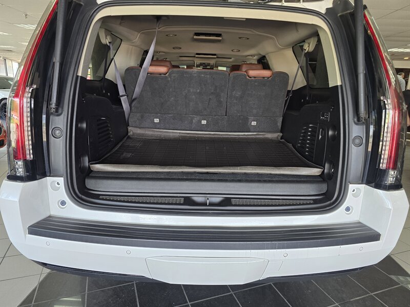 Used 2016 Cadillac Escalade ESV Premium AWD/4WD image 37