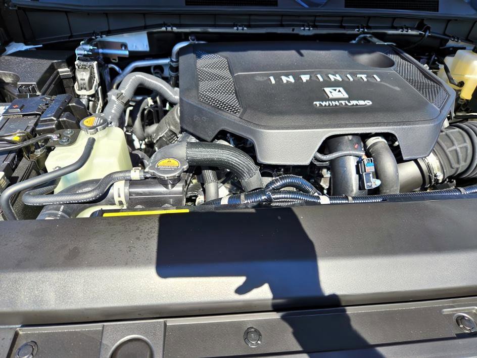 New 2026 INFINITI QX80 4WD image 16
