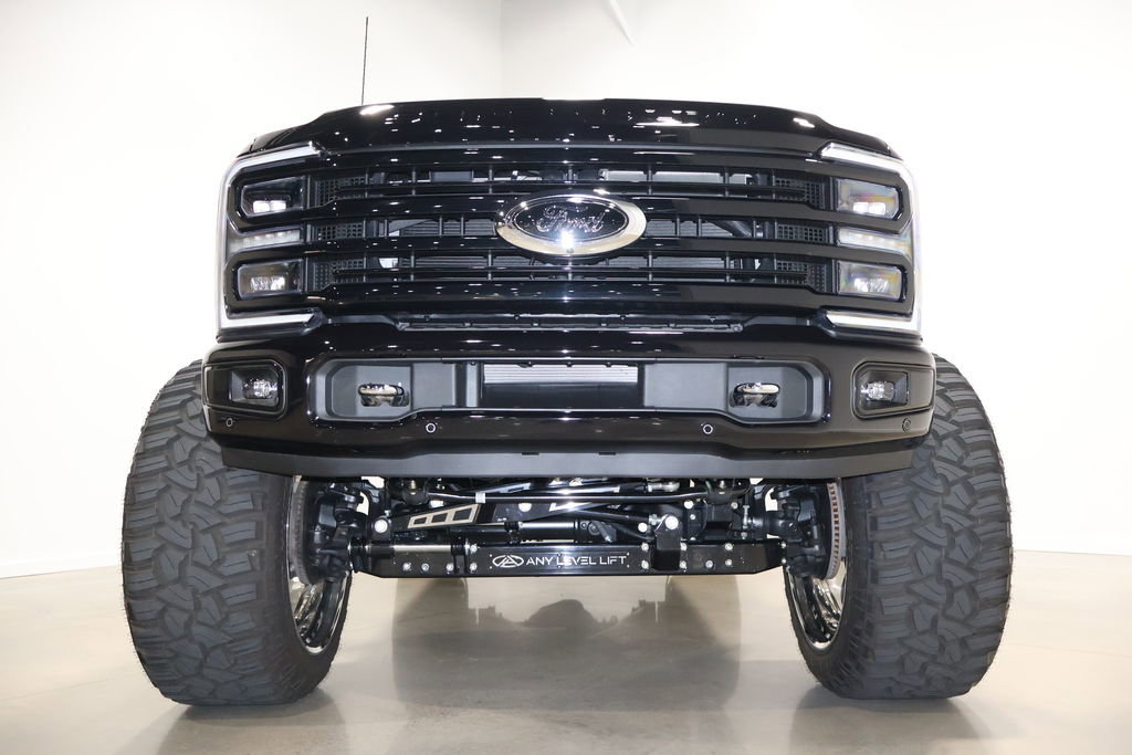 Used 2024 Ford F350 Limited w/ FX4 Off-Road Package image 17