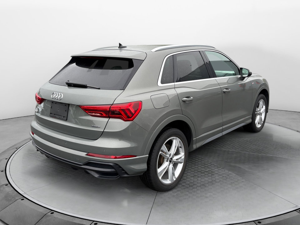 Used 2021 Audi Q3 2.0T Premium w/ Convenience Package AWD/4WD image 7