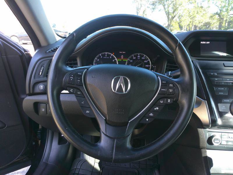 Used 2017 Acura ILX FWD image 13