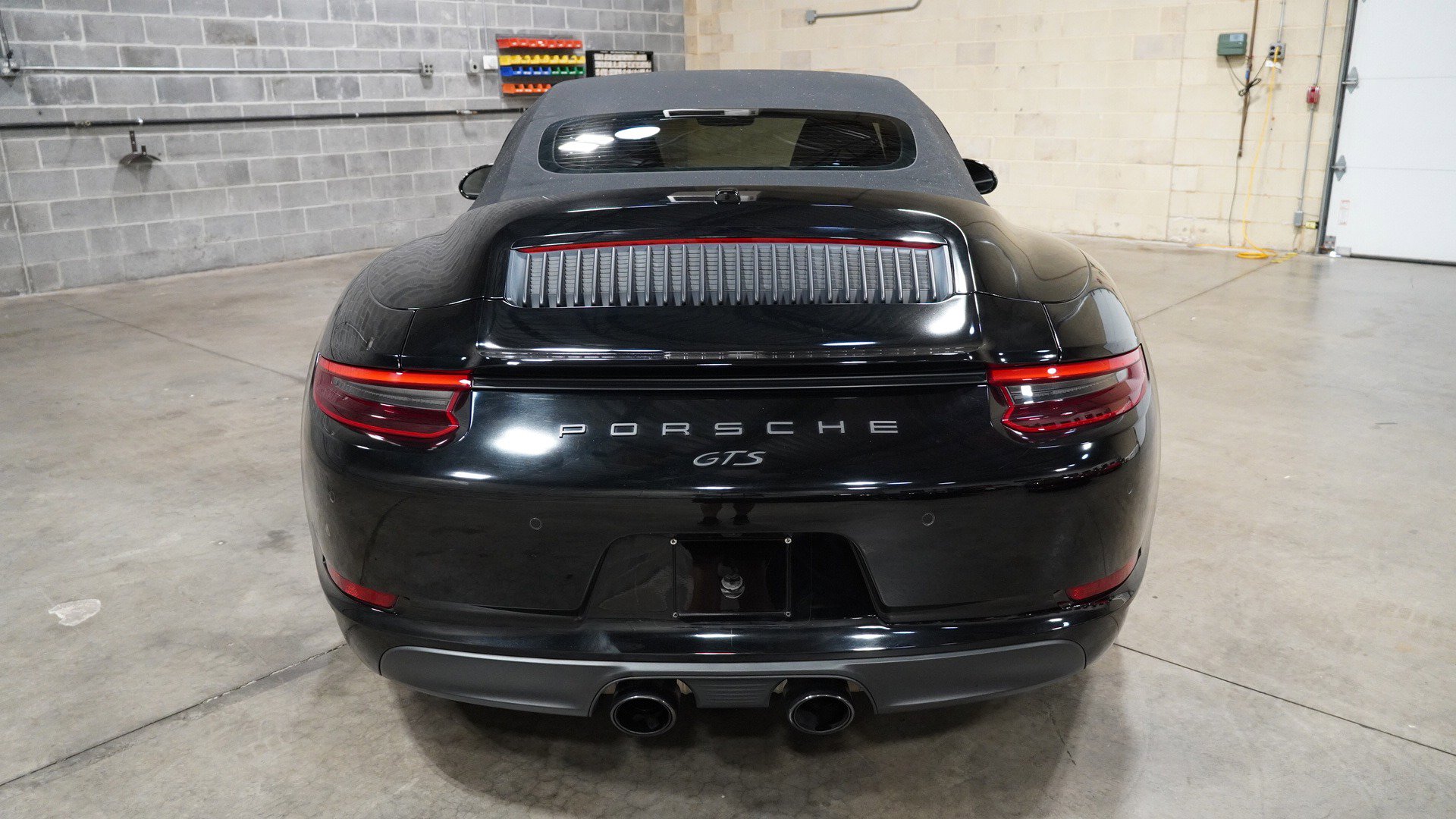 Used 2019 Porsche 911 Carrera 4 GTS image 11