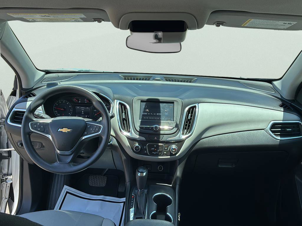 Used 2018 Chevrolet Equinox LS FWD image 27