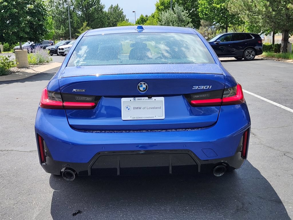 New 2026 BMW 330i xDrive Sedan w/ M Sport Package AWD/4WD image 4